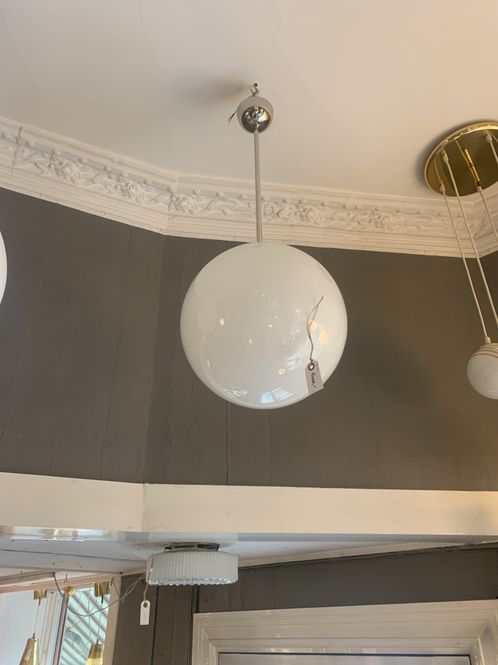 Hovedbilde Rund opalin pendel